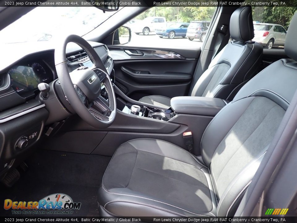 Front Seat of 2023 Jeep Grand Cherokee Altitude 4x4 Photo #14