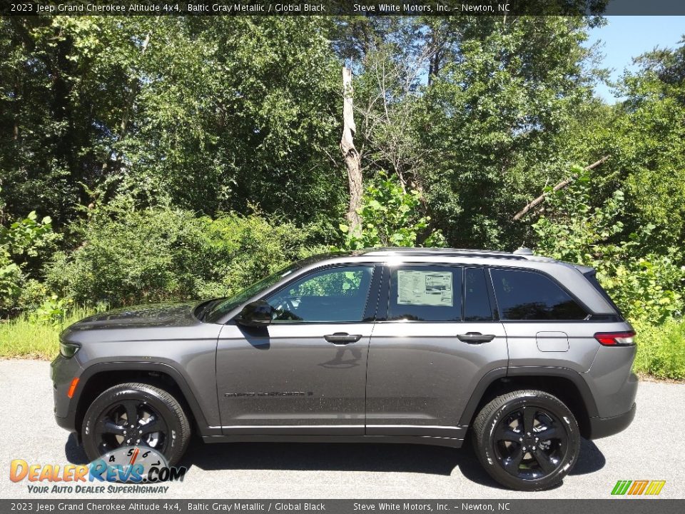 Baltic Gray Metallic 2023 Jeep Grand Cherokee Altitude 4x4 Photo #1