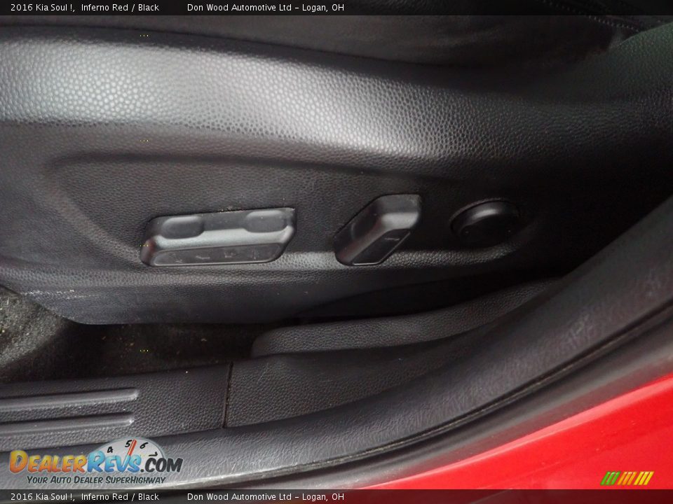 2016 Kia Soul ! Inferno Red / Black Photo #15