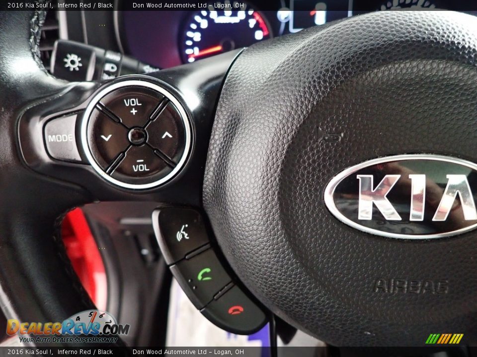 2016 Kia Soul ! Inferno Red / Black Photo #18