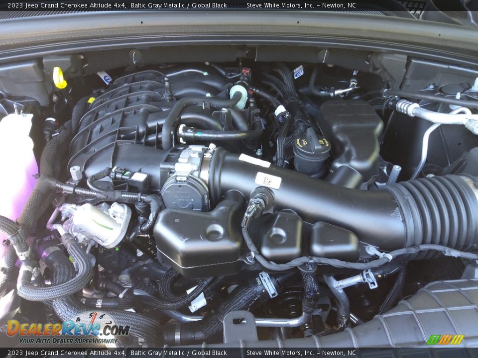 2023 Jeep Grand Cherokee Altitude 4x4 3.6 Liter DOHC 24-Valve VVT V6 Engine Photo #9