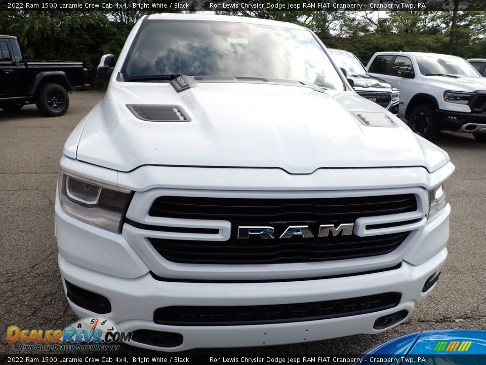 2022 Ram 1500 Laramie Crew Cab 4x4 Bright White / Black Photo #9