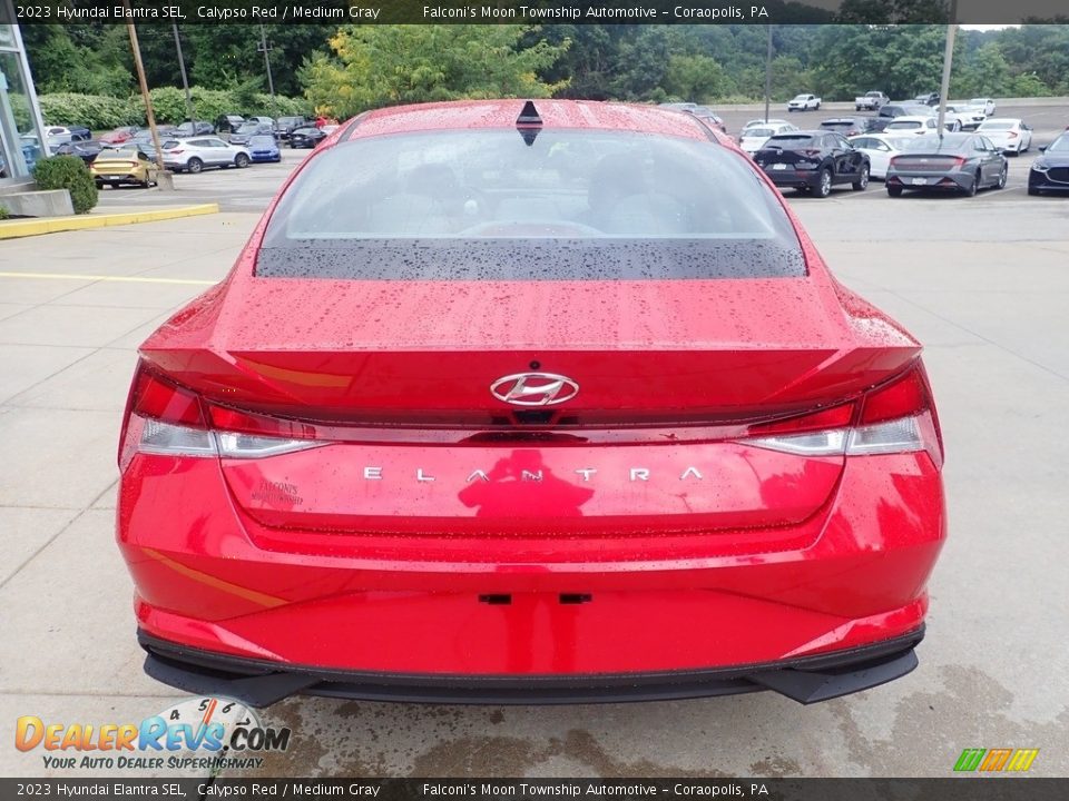 2023 Hyundai Elantra SEL Calypso Red / Medium Gray Photo #3