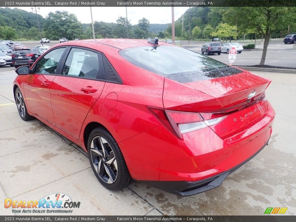 2023 Hyundai Elantra SEL Calypso Red / Medium Gray Photo #5
