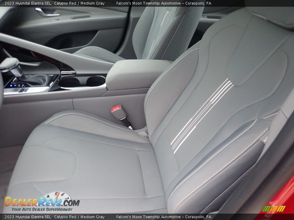 2023 Hyundai Elantra SEL Calypso Red / Medium Gray Photo #11