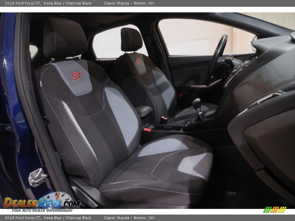 2016 Ford Focus ST Kona Blue / Charcoal Black Photo #16