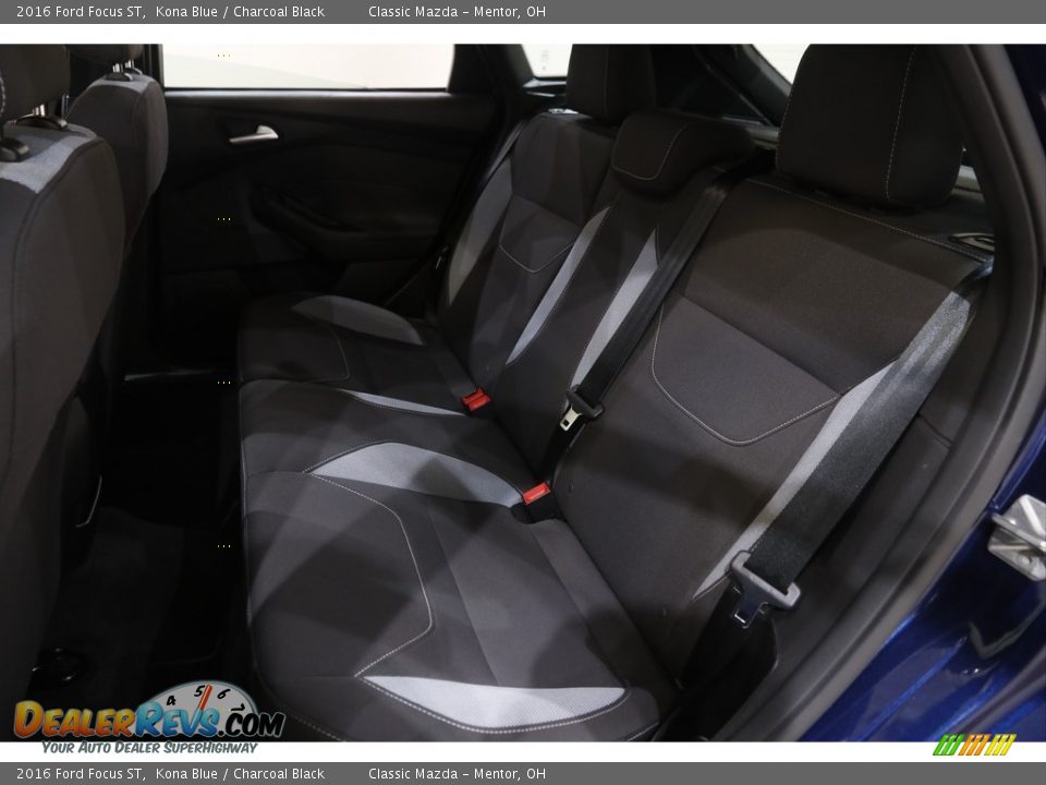 2016 Ford Focus ST Kona Blue / Charcoal Black Photo #18
