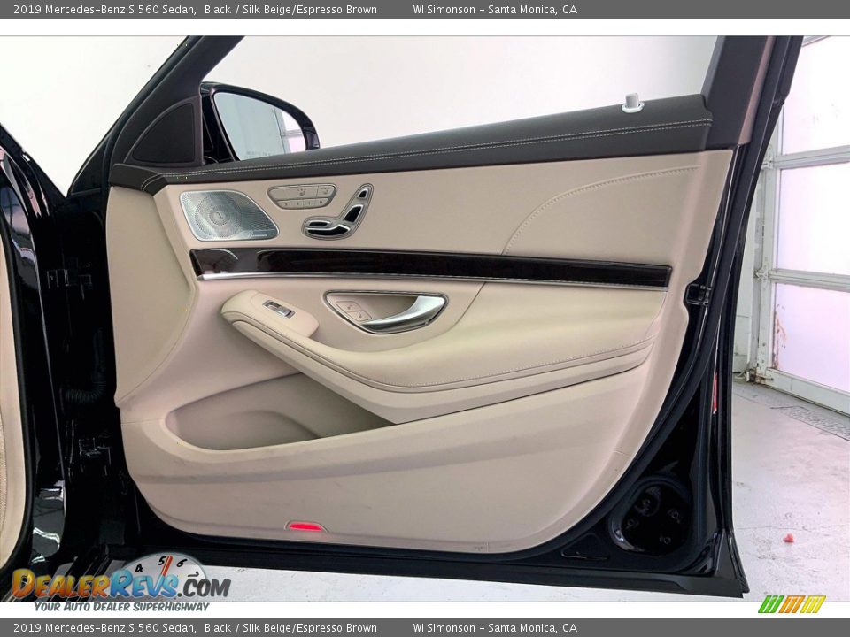 Door Panel of 2019 Mercedes-Benz S 560 Sedan Photo #27