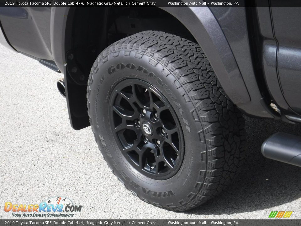 2019 Toyota Tacoma SR5 Double Cab 4x4 Magnetic Gray Metallic / Cement Gray Photo #10