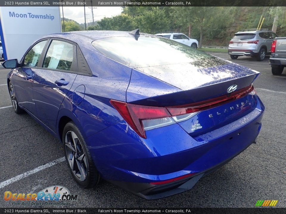 2023 Hyundai Elantra SEL Intense Blue / Black Photo #5