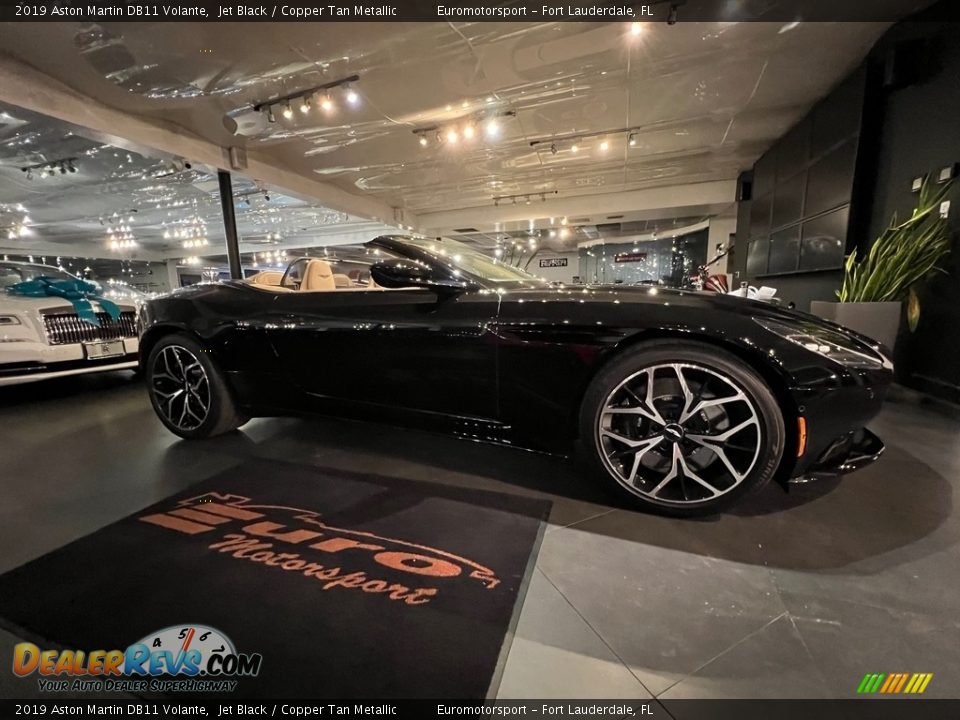 Jet Black 2019 Aston Martin DB11 Volante Photo #5