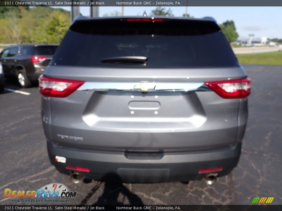 2021 Chevrolet Traverse LS Satin Steel Metallic / Jet Black Photo #5