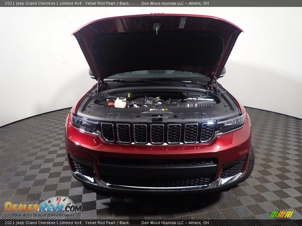 2021 Jeep Grand Cherokee L Limited 4x4 Velvet Red Pearl / Black Photo #8