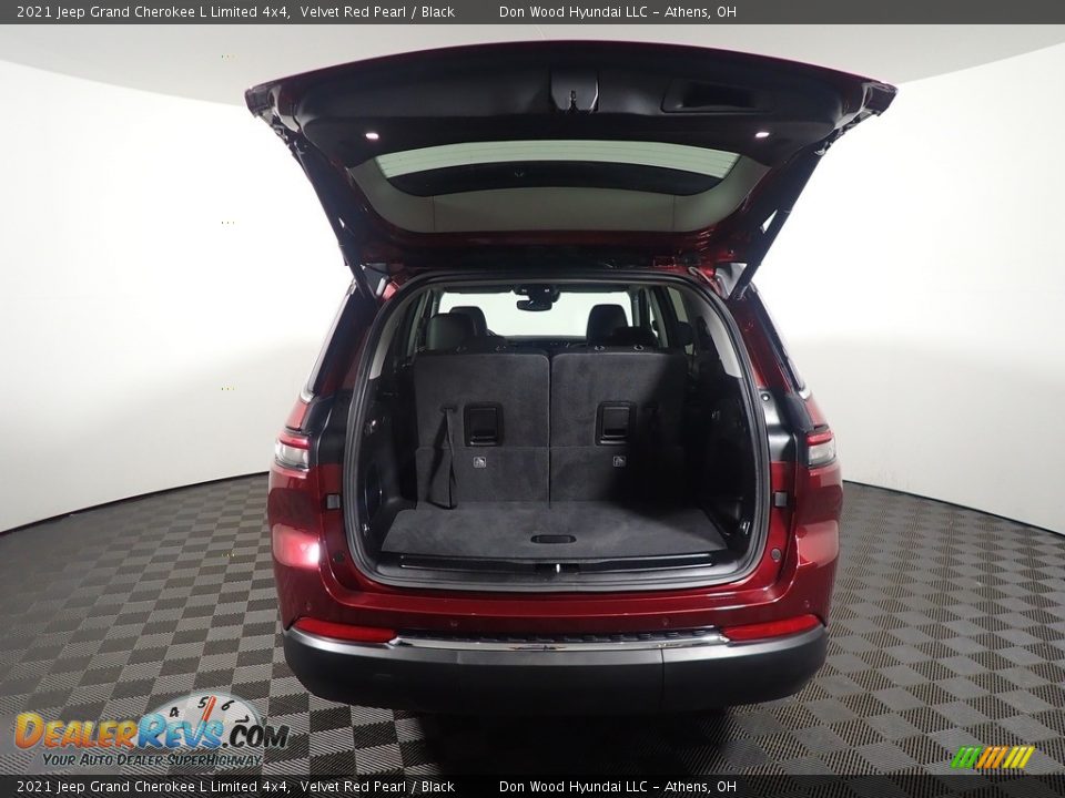 2021 Jeep Grand Cherokee L Limited 4x4 Velvet Red Pearl / Black Photo #16