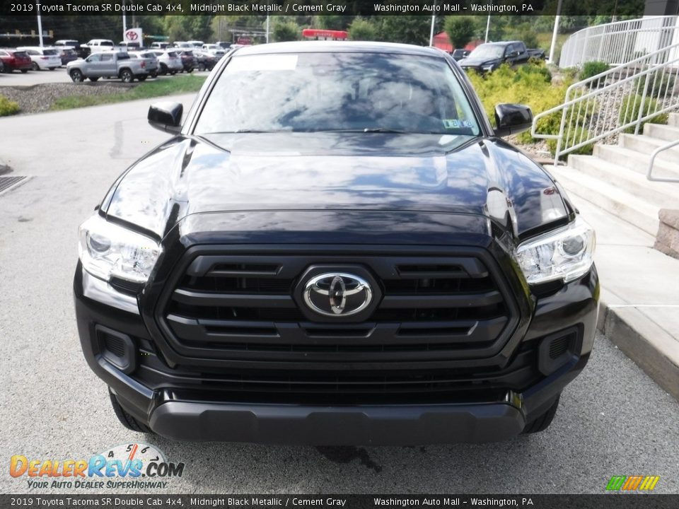 2019 Toyota Tacoma SR Double Cab 4x4 Midnight Black Metallic / Cement Gray Photo #11