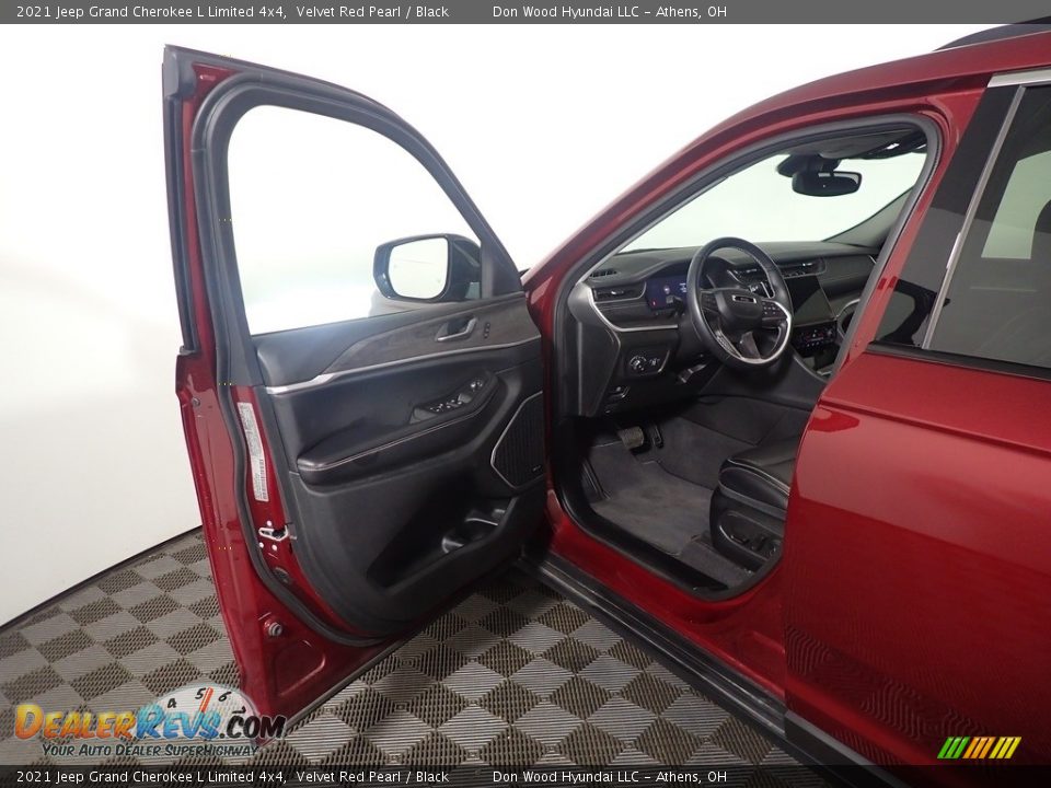 2021 Jeep Grand Cherokee L Limited 4x4 Velvet Red Pearl / Black Photo #20