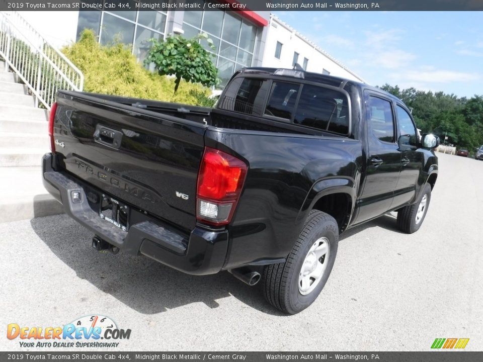 2019 Toyota Tacoma SR Double Cab 4x4 Midnight Black Metallic / Cement Gray Photo #17