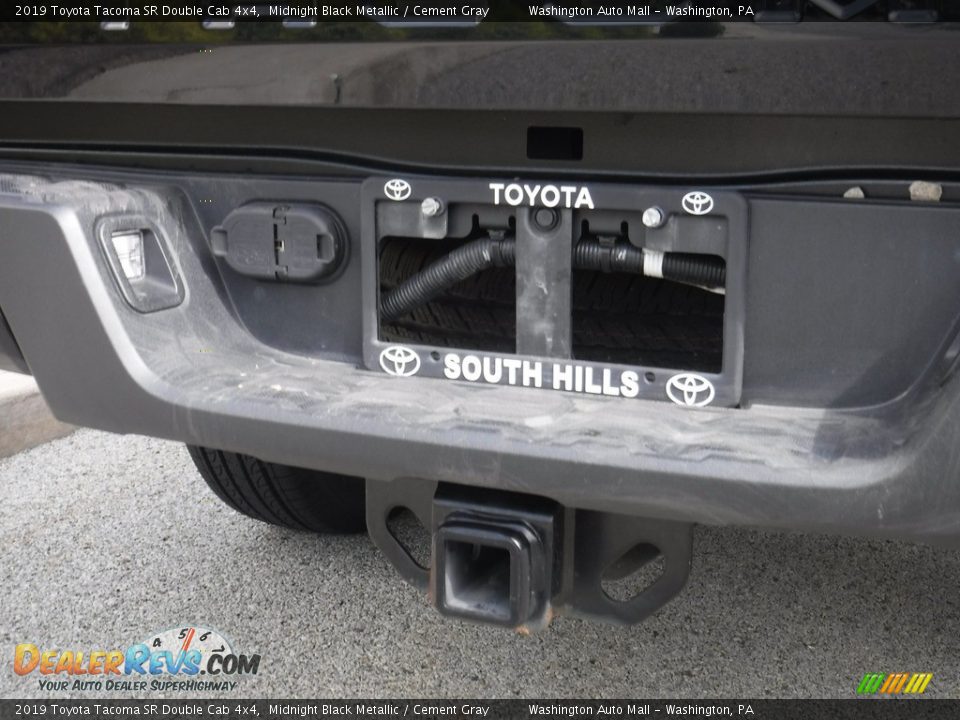 2019 Toyota Tacoma SR Double Cab 4x4 Midnight Black Metallic / Cement Gray Photo #19