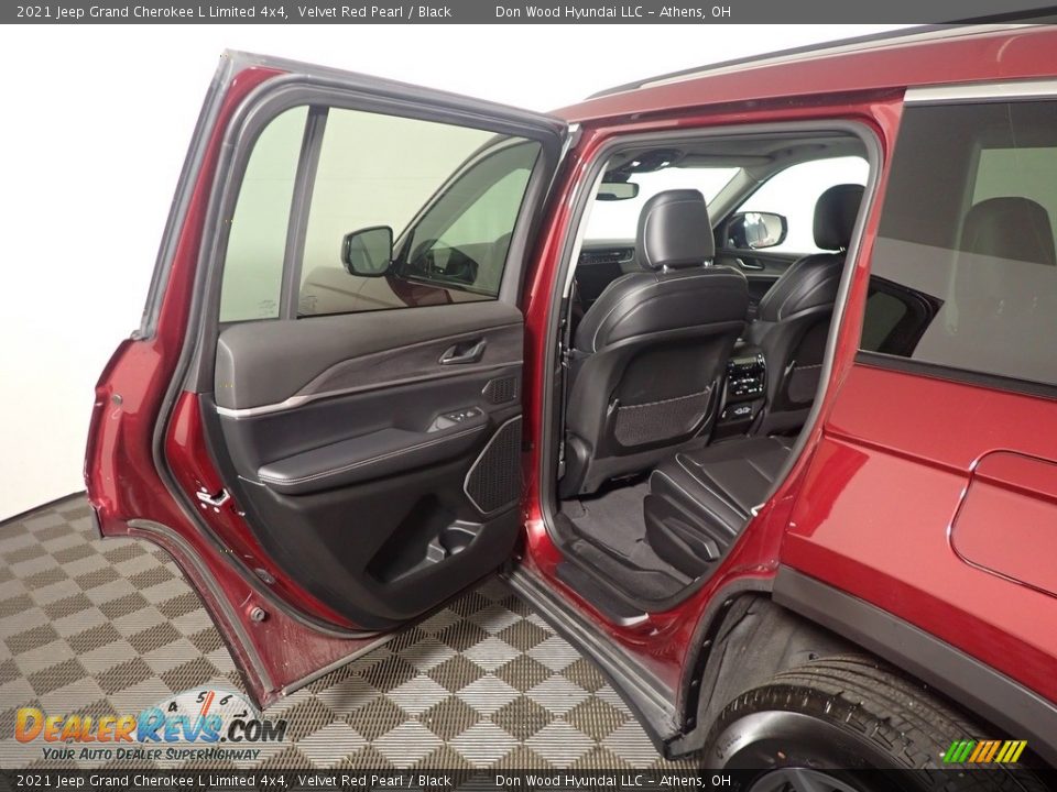 2021 Jeep Grand Cherokee L Limited 4x4 Velvet Red Pearl / Black Photo #34