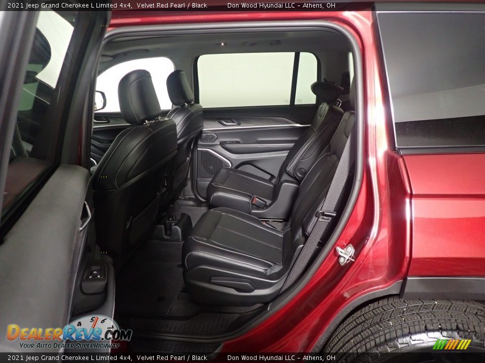2021 Jeep Grand Cherokee L Limited 4x4 Velvet Red Pearl / Black Photo #35