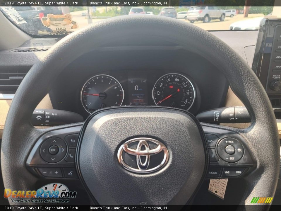 2019 Toyota RAV4 LE Super White / Black Photo #9