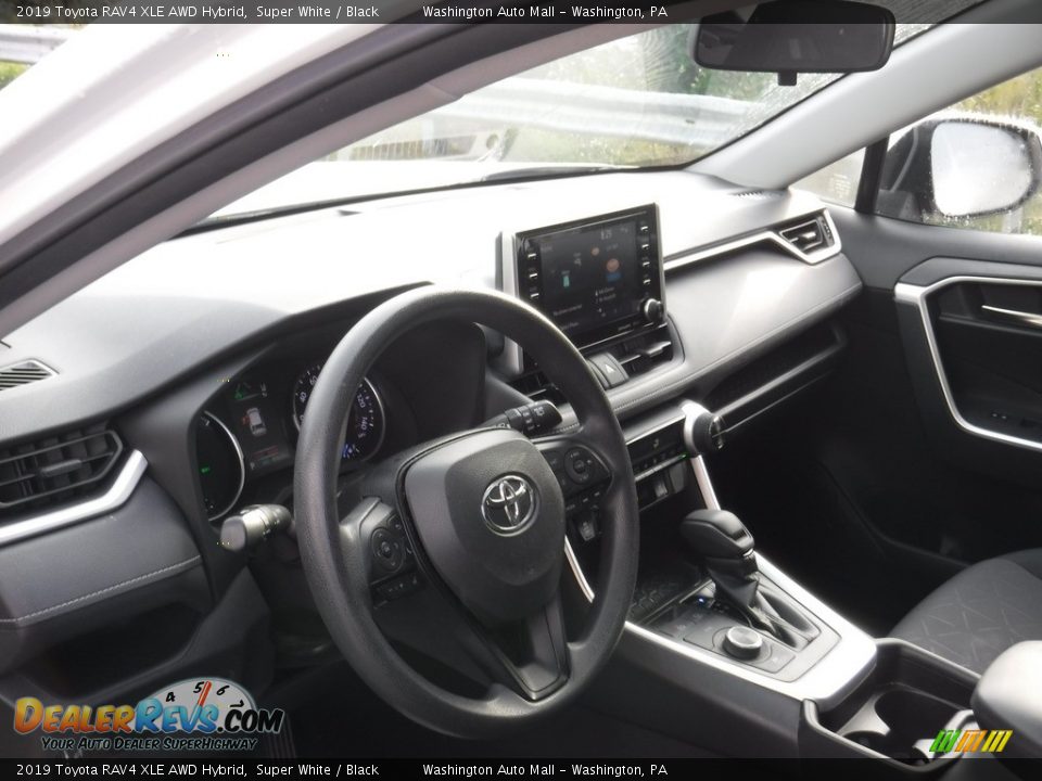 2019 Toyota RAV4 XLE AWD Hybrid Super White / Black Photo #22