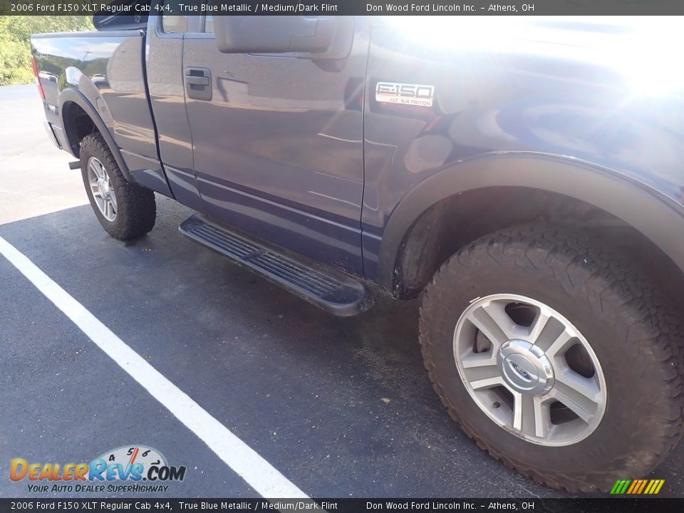 2006 Ford F150 XLT Regular Cab 4x4 True Blue Metallic / Medium/Dark Flint Photo #3