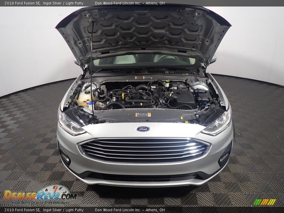 2019 Ford Fusion SE Ingot Silver / Light Putty Photo #8
