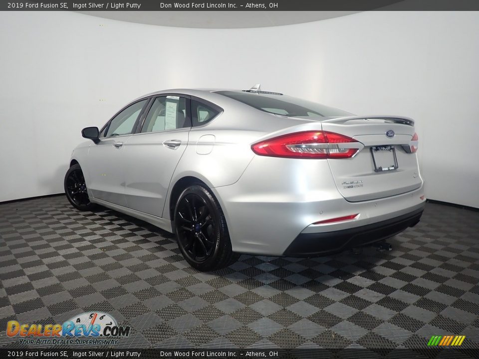 2019 Ford Fusion SE Ingot Silver / Light Putty Photo #13