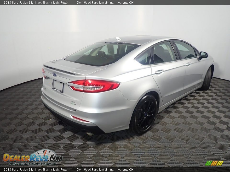 2019 Ford Fusion SE Ingot Silver / Light Putty Photo #19