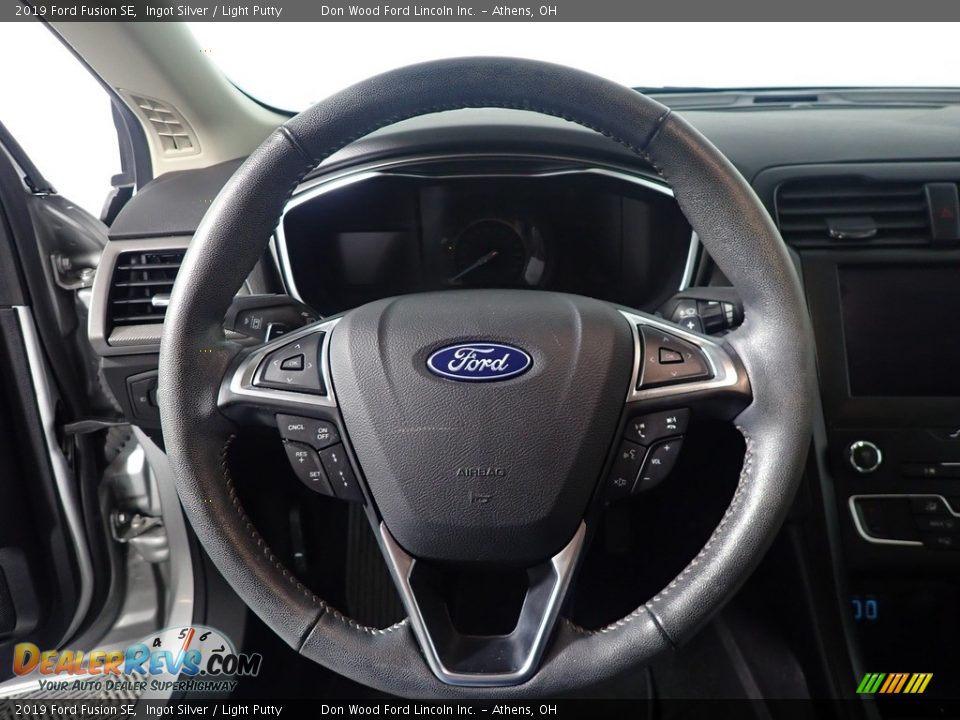 2019 Ford Fusion SE Ingot Silver / Light Putty Photo #30