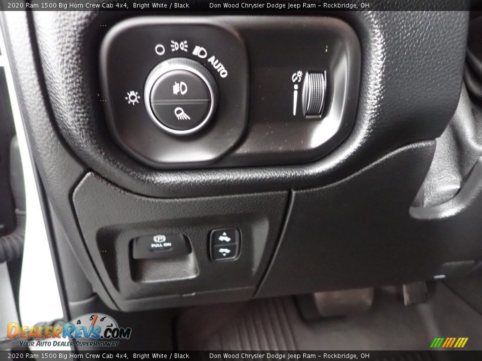 2020 Ram 1500 Big Horn Crew Cab 4x4 Bright White / Black Photo #16