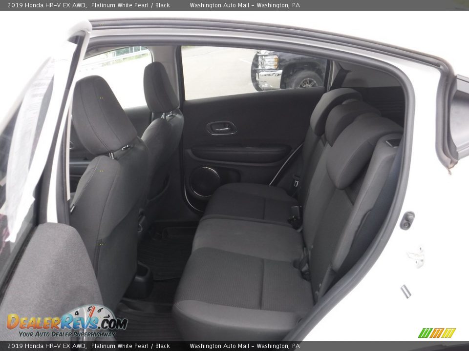 2019 Honda HR-V EX AWD Platinum White Pearl / Black Photo #32