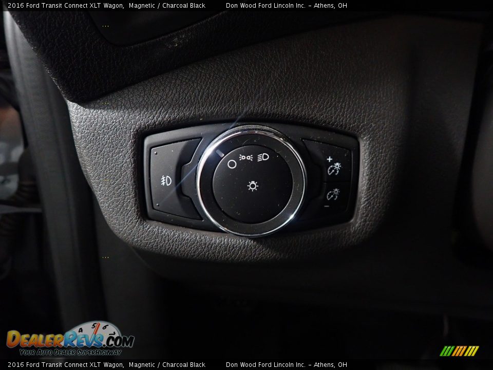 Controls of 2016 Ford Transit Connect XLT Wagon Photo #31
