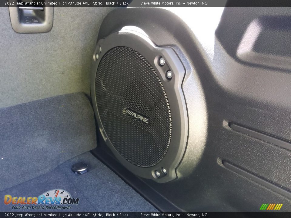 Audio System of 2022 Jeep Wrangler Unlimited High Altitude 4XE Hybrid Photo #18