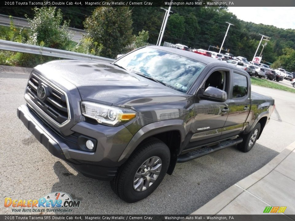 2018 Toyota Tacoma SR5 Double Cab 4x4 Magnetic Gray Metallic / Cement Gray Photo #13