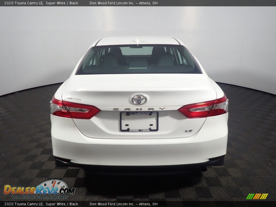 2020 Toyota Camry LE Super White / Black Photo #13
