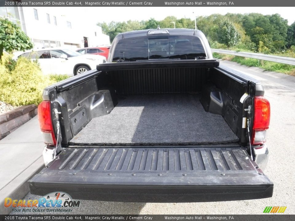 2018 Toyota Tacoma SR5 Double Cab 4x4 Magnetic Gray Metallic / Cement Gray Photo #19