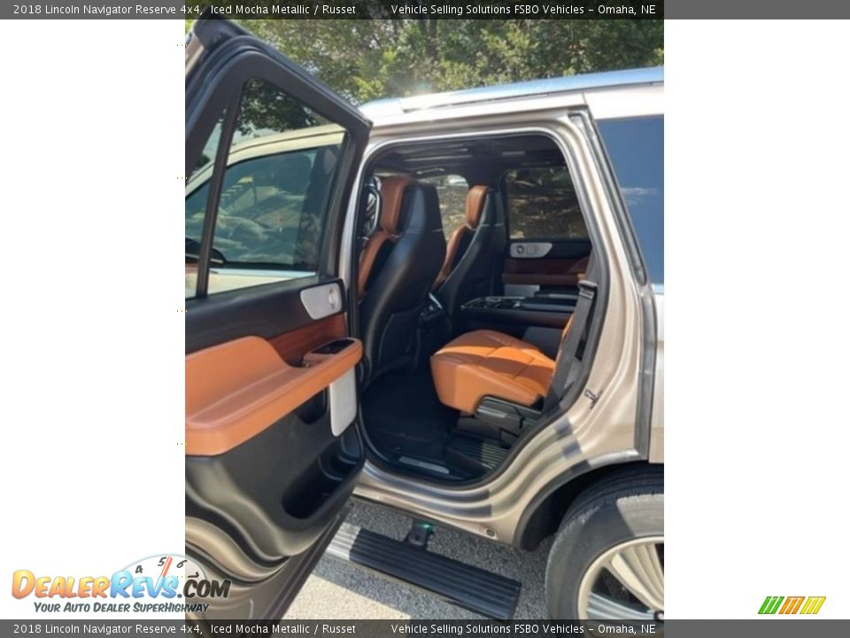 2018 Lincoln Navigator Reserve 4x4 Iced Mocha Metallic / Russet Photo #15