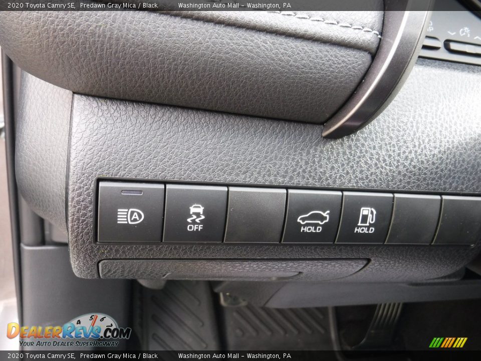 2020 Toyota Camry SE Predawn Gray Mica / Black Photo #20