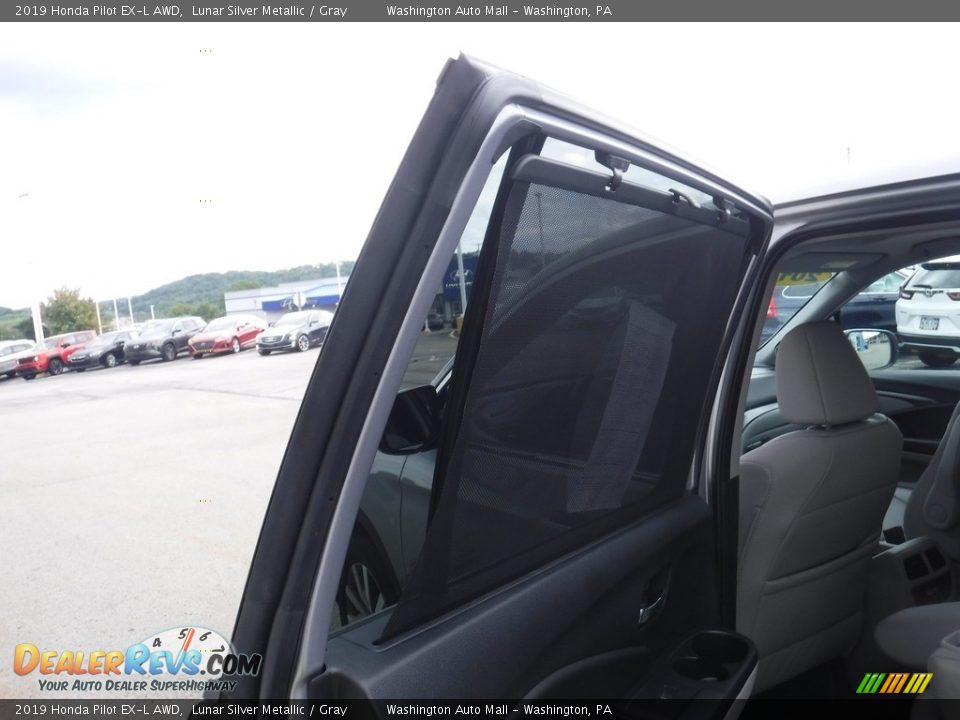 2019 Honda Pilot EX-L AWD Lunar Silver Metallic / Gray Photo #31