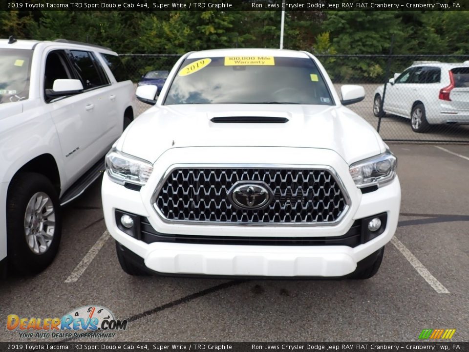 2019 Toyota Tacoma TRD Sport Double Cab 4x4 Super White / TRD Graphite Photo #2