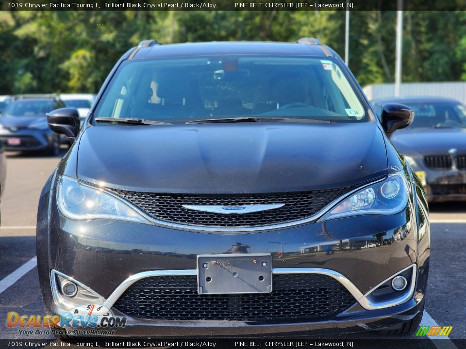 2019 Chrysler Pacifica Touring L Brilliant Black Crystal Pearl / Black/Alloy Photo #8