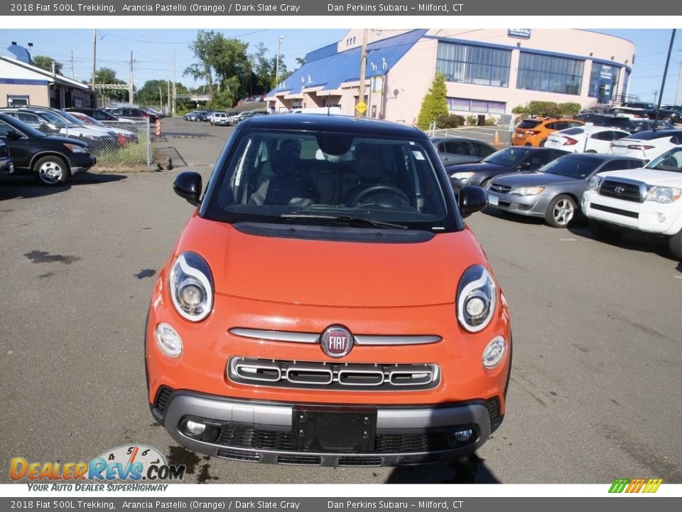 2018 Fiat 500L Trekking Arancia Pastello (Orange) / Dark Slate Gray Photo #2