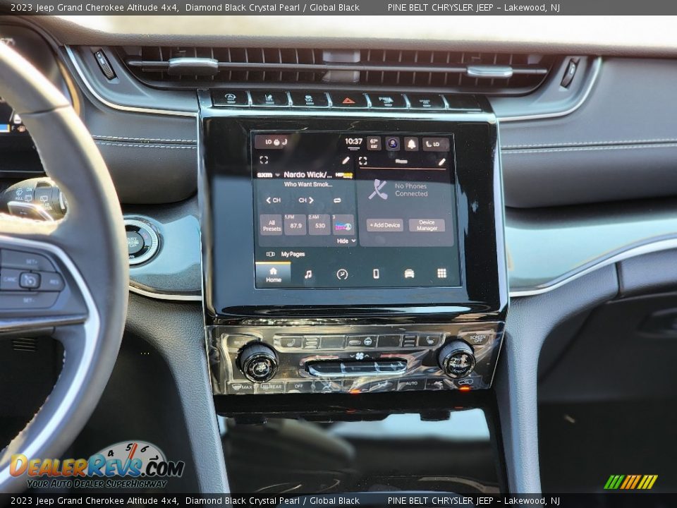 2023 Jeep Grand Cherokee Altitude 4x4 Diamond Black Crystal Pearl / Global Black Photo #7