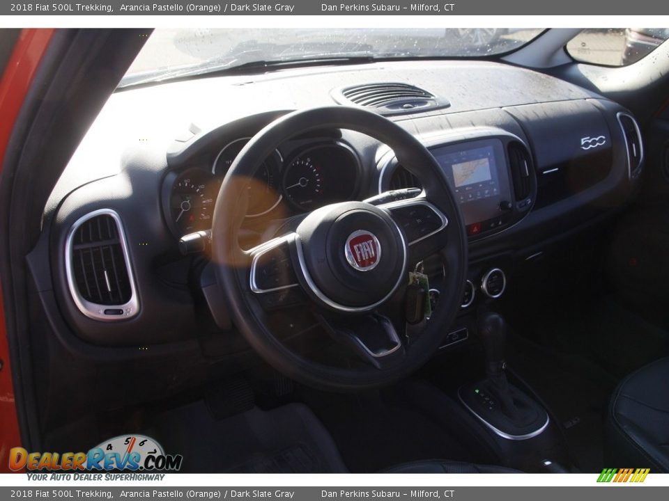 2018 Fiat 500L Trekking Arancia Pastello (Orange) / Dark Slate Gray Photo #10