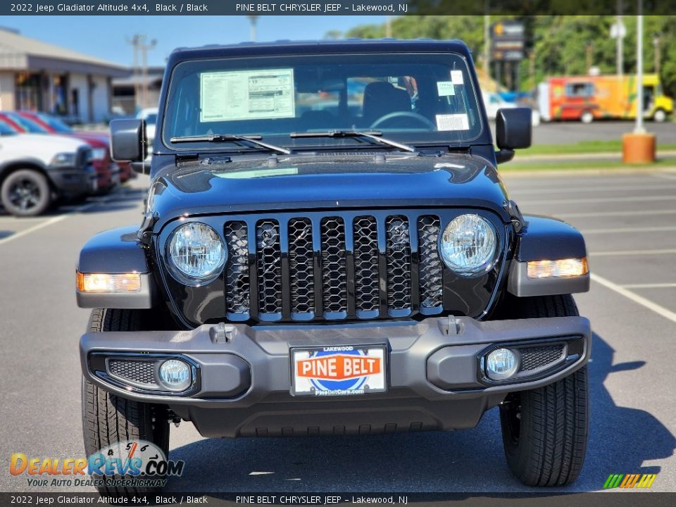 2022 Jeep Gladiator Altitude 4x4 Black / Black Photo #2