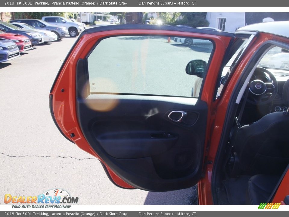 2018 Fiat 500L Trekking Arancia Pastello (Orange) / Dark Slate Gray Photo #12