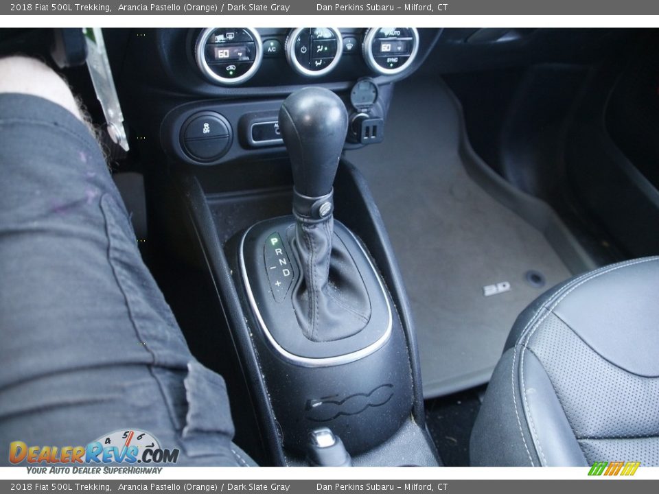 2018 Fiat 500L Trekking Arancia Pastello (Orange) / Dark Slate Gray Photo #23