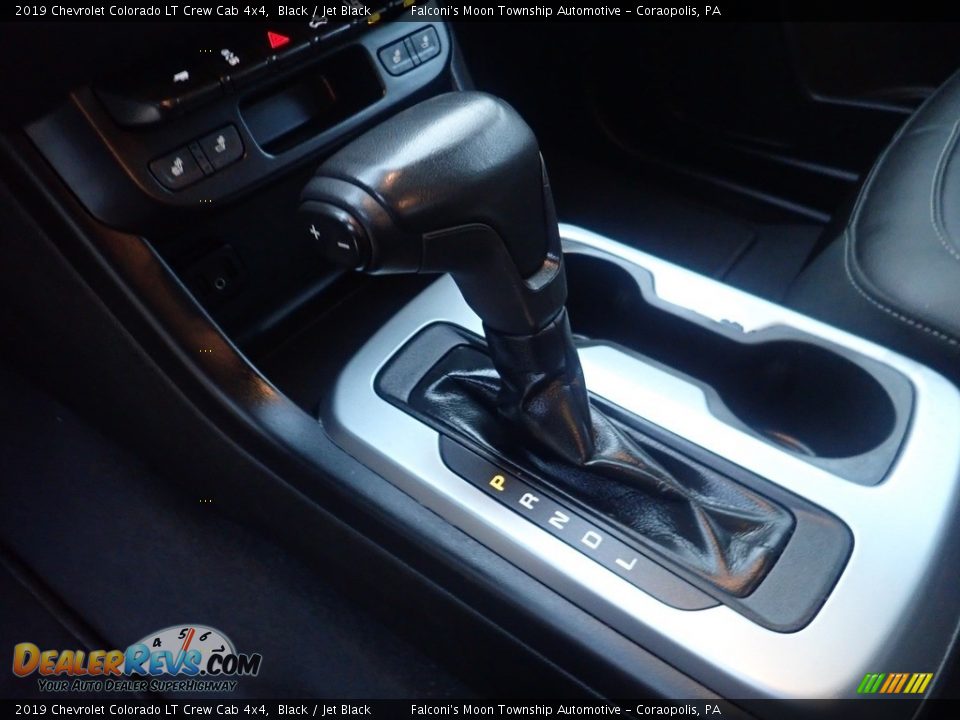 2019 Chevrolet Colorado LT Crew Cab 4x4 Shifter Photo #25